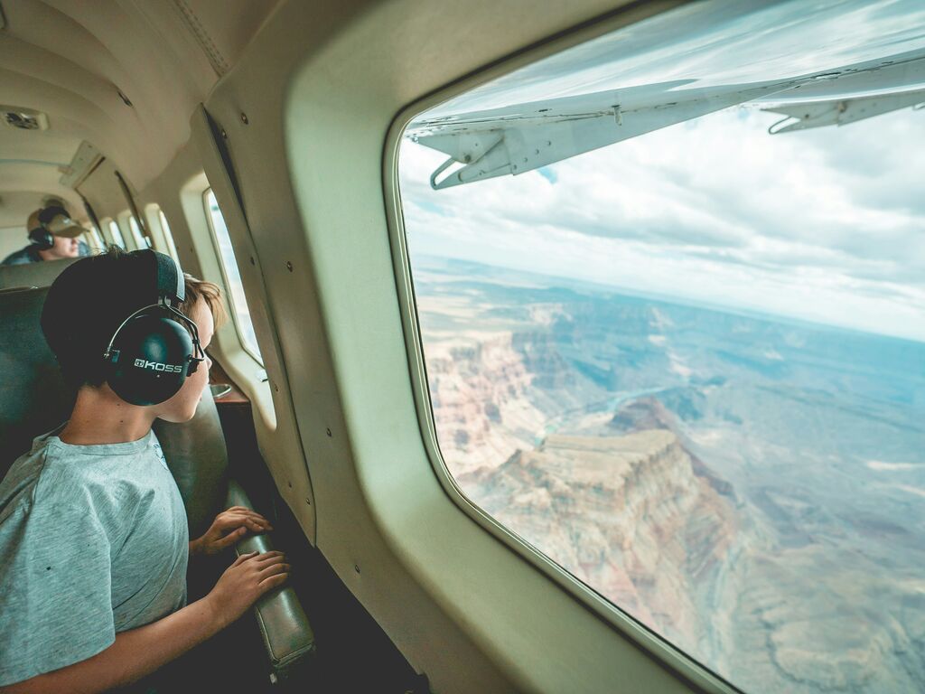 Westwind air service LT1 Wee Vzd6g unsplash